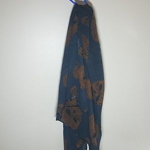 NEW skull scarf